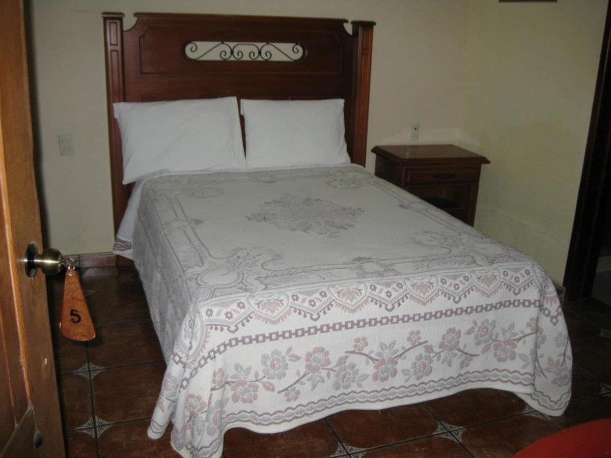 Hotel Posada Santa Fe Ocotlán المظهر الخارجي الصورة